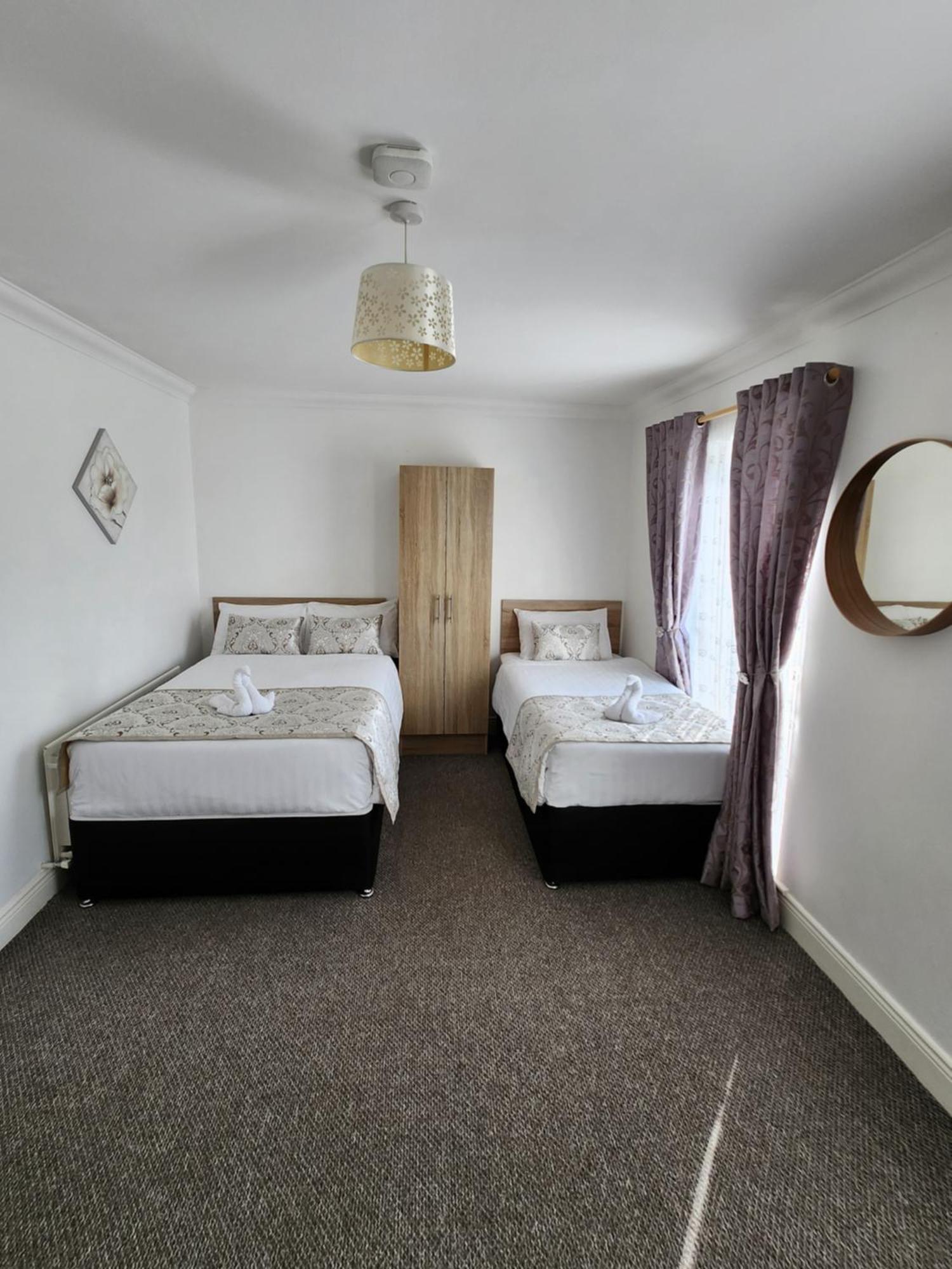 Bright Elegant Room Park View ดับลิน ภายนอก รูปภาพ